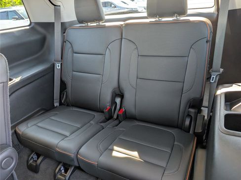 Used 2023 GMC Acadia AT4 w/ Trailering Package AWD/4WD image 16