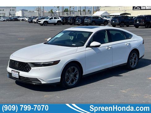 Certified 2025 Honda Accord EX-L image 1