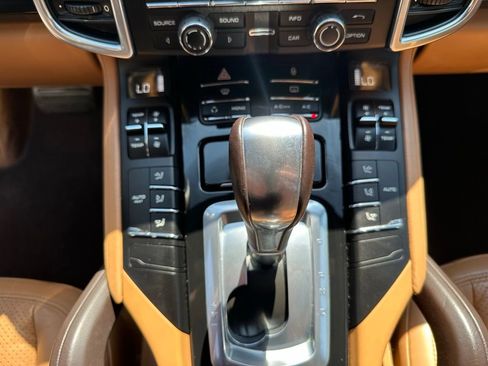 Used 2013 Porsche Cayenne AWD/4WD image 23