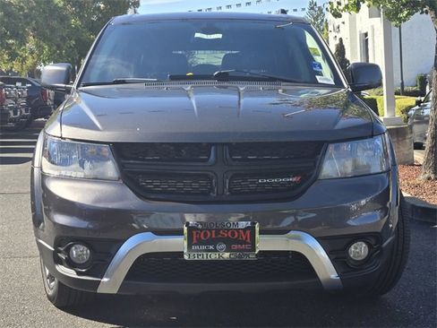 Used 2020 Dodge Journey Crossroad image 2