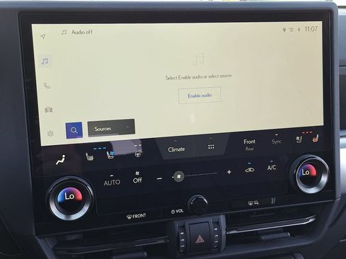 Used 2026 Lexus GX 550 w/ Accessory Package (31) AWD/4WD image 23