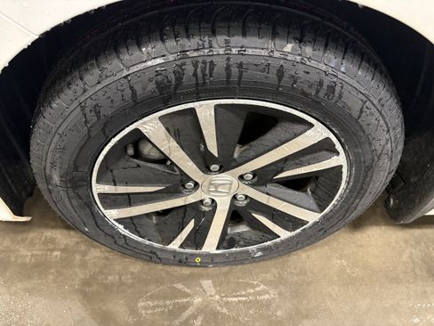 Used 2023 Honda Civic LX image 10