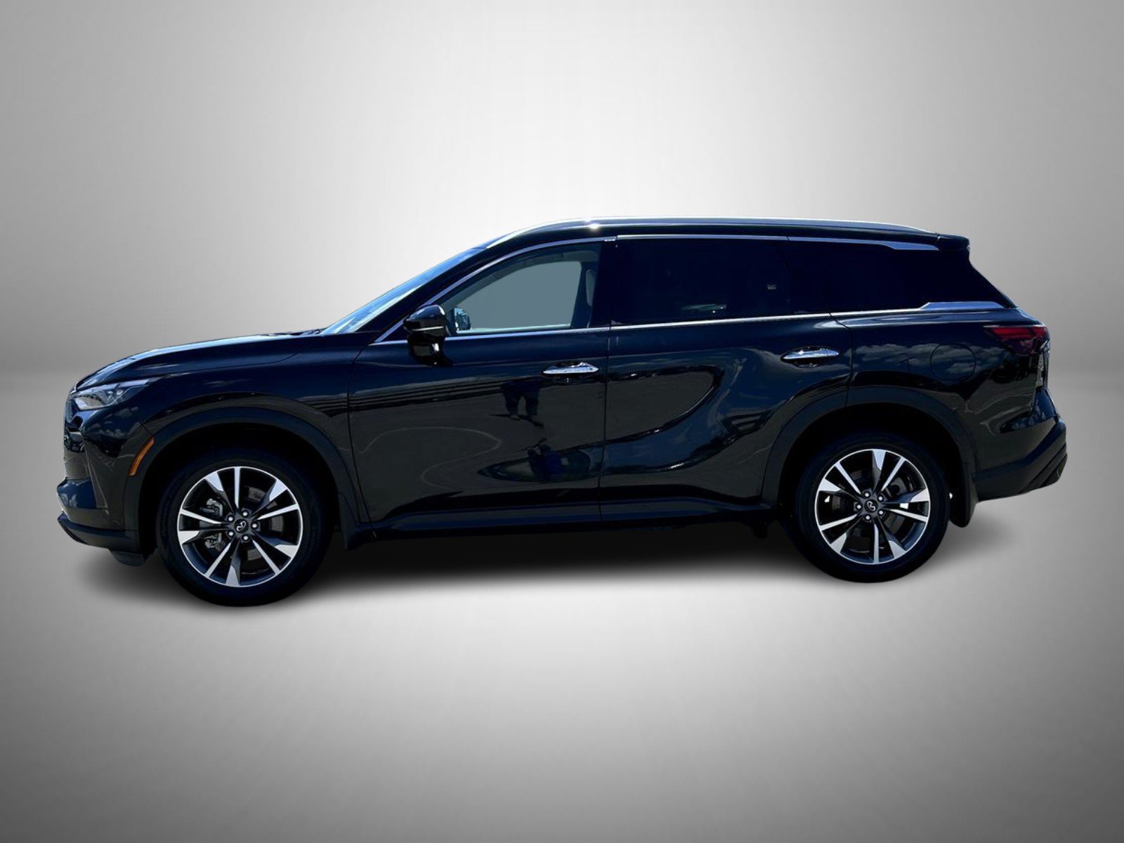 Certified 2023 INFINITI QX60 Luxe w/ Cargo Package AWD/4WD image 8