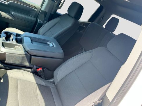 Used 2025 Chevrolet Silverado 1500 LT RWD image 19