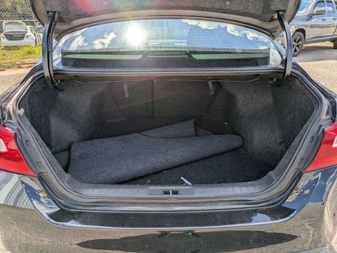 Used 2016 Nissan Altima 2.5 SR w/ LED Appearance Package image 28