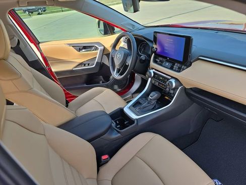 New 2025 Toyota RAV4 XLE Premium image 10
