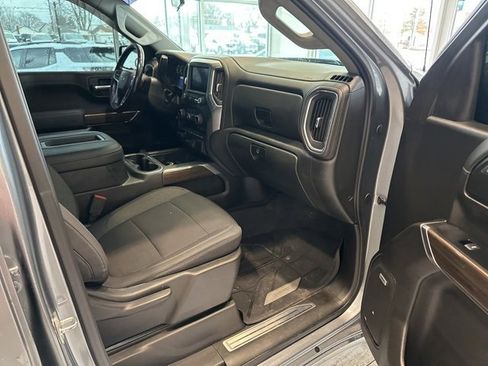 Used 2019 Chevrolet Silverado 1500 RST image 17