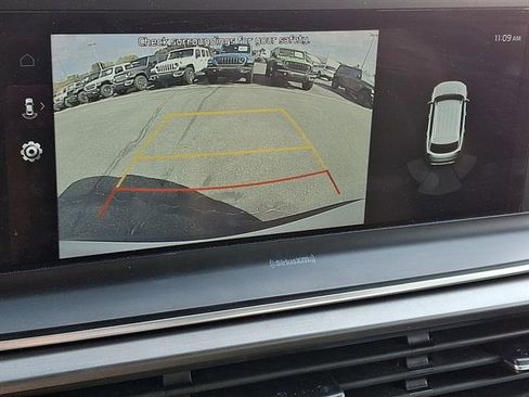 Used 2022 Kia Telluride LX image 17