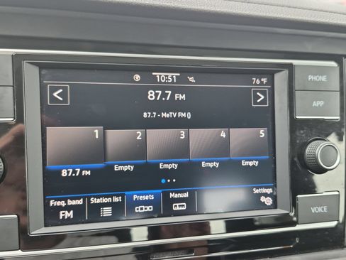 Used 2021 Volkswagen Jetta SE FWD image 18
