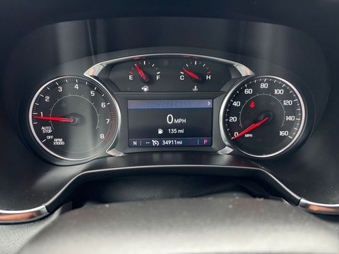 Used 2025 Chevrolet Blazer LT FWD image 41