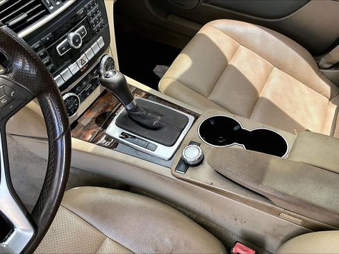 Used 2014 Mercedes-Benz C 250 Sedan w/ Premium 1 Package image 17
