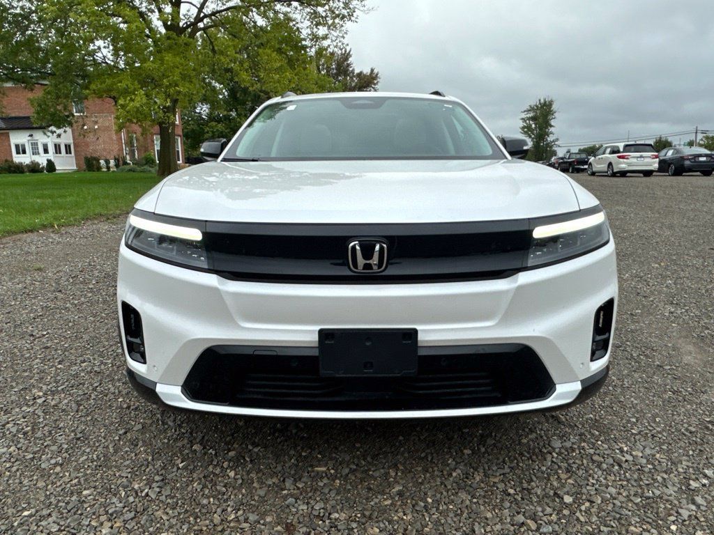 Used 2024 Honda Prologue Touring image 2