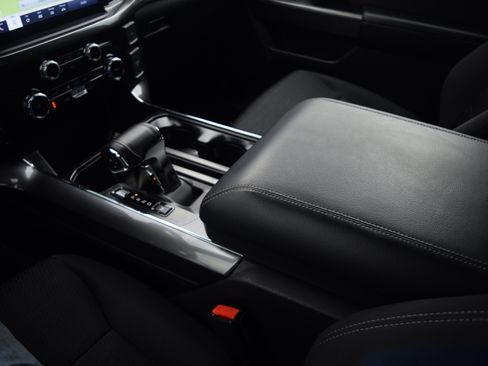 Used 2023 Ford F150 XLT w/ Equipment Group 302A High image 13