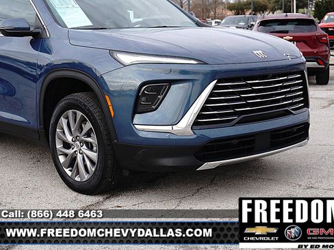 Used 2025 Buick Enclave Preferred image 40