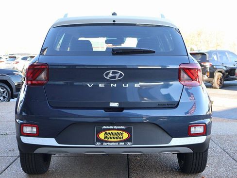 New 2026 Hyundai Venue SEL image 5
