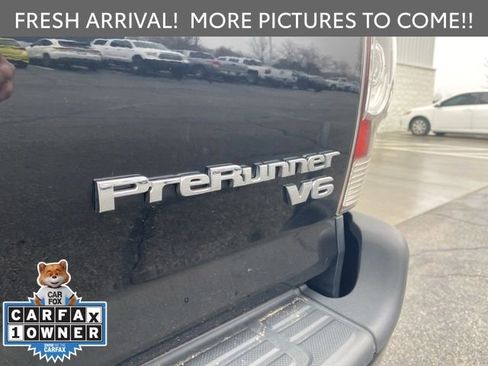 Used 2011 Toyota Tacoma PreRunner w/ TRD Sport Pkg image 10