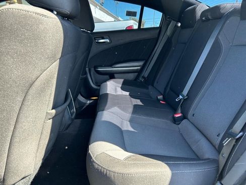 Used 2022 Dodge Charger SXT image 10