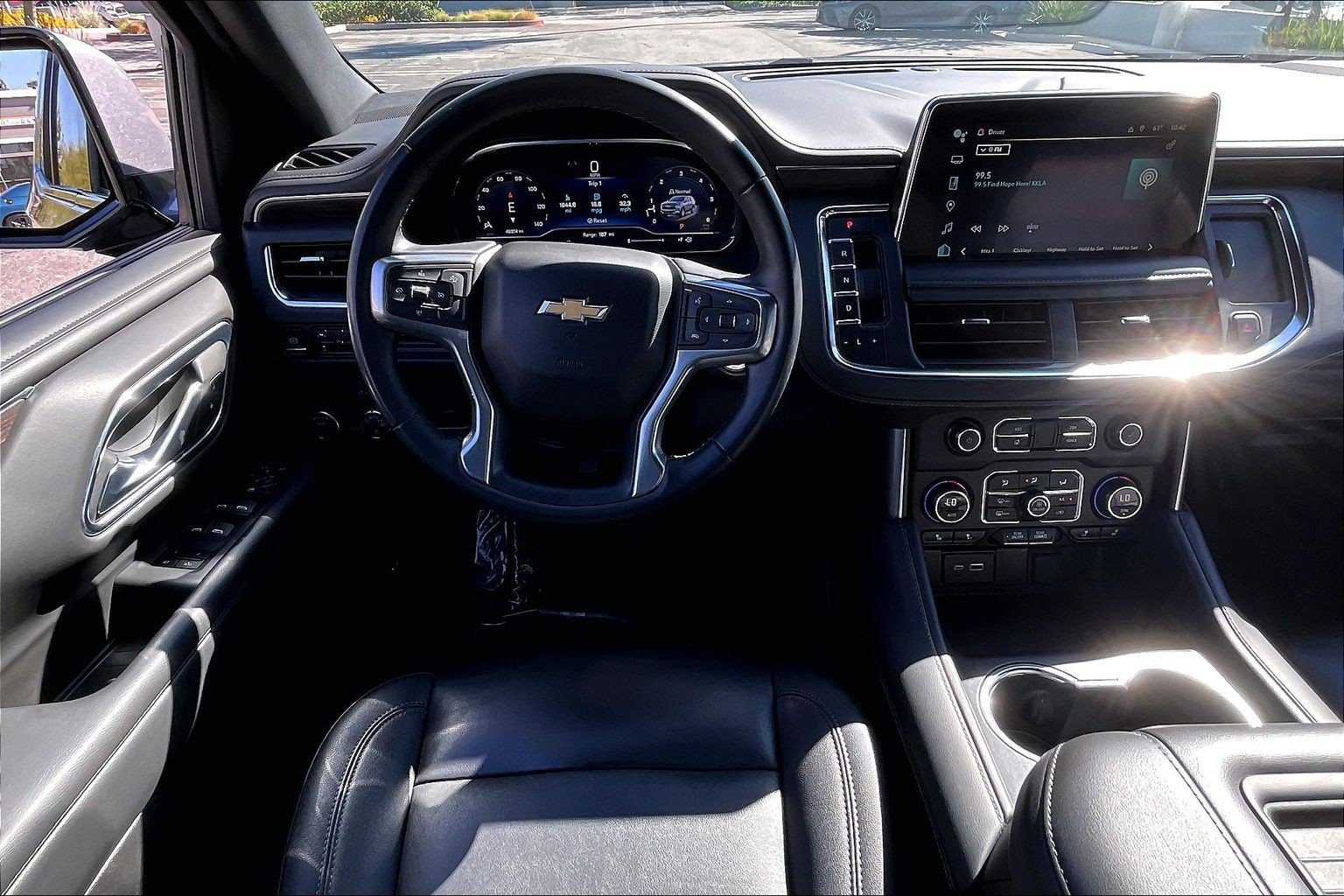 Used 2024 Chevrolet Tahoe LT RWD image 5