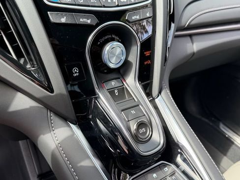 New 2026 Acura RDX SH-AWD image 16