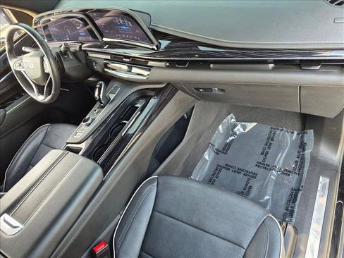 Used 2021 Cadillac Escalade Sport AWD/4WD image 19