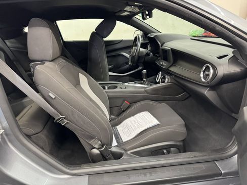 Used 2020 Chevrolet Camaro LS RWD image 28