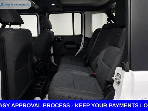 Used 2024 Jeep Wrangler Unlimited image 14