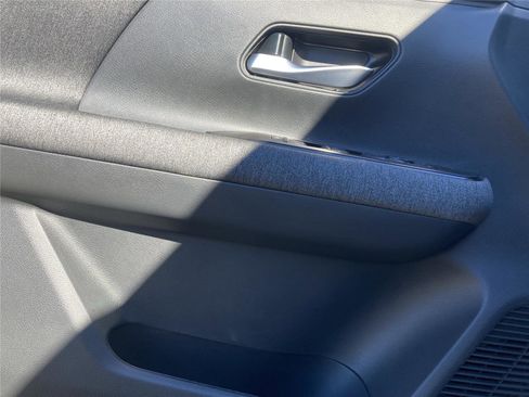 New 2026 Nissan Kicks SV image 29