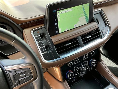 Used 2023 Chevrolet Tahoe High Country w/ LPO, Illumination Package image 17