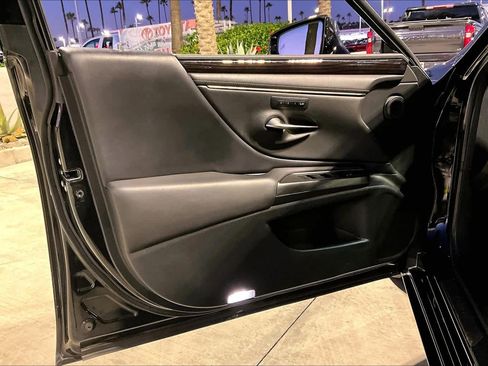 Used 2019 Lexus ES 350 image 21