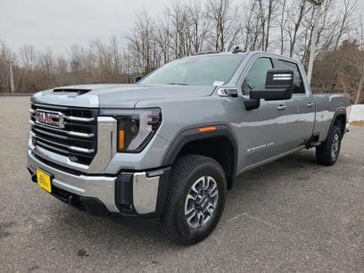 New 2026 GMC Sierra 3500 SLE
