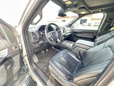 Used 2021 Ford Expedition Max Limited AWD/4WD image 10