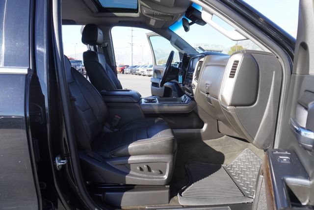Used 2018 GMC Sierra 3500 Denali AWD/4WD image 22