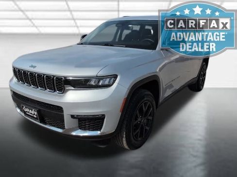 Used 2023 Jeep Grand Cherokee L Limited image 27