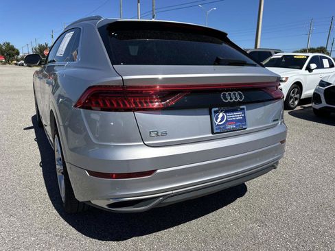 Used 2022 Audi Q8 Premium Plus image 10
