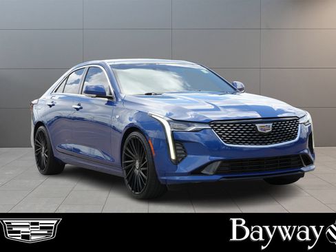 Used 2021 Cadillac CT4 Luxury RWD image 4