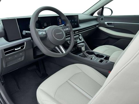 New 2025 Hyundai Sonata SE image 23