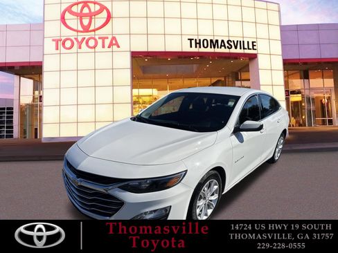 Used 2024 Chevrolet Malibu LT image 1