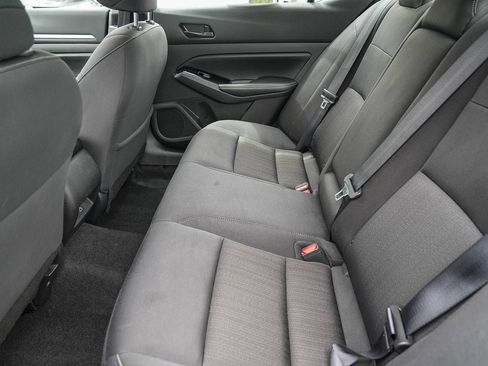 Used 2023 Nissan Altima 2.5 SV FWD image 18