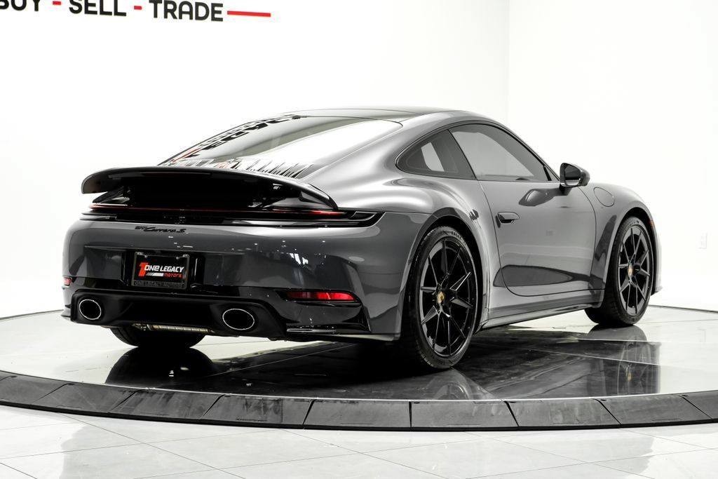Used 2025 Porsche 911 Carrera S RWD image 6
