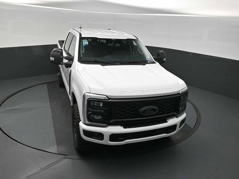 New 2026 Ford F250 Lariat w/ Tremor Off-Road Package AWD/4WD image 25