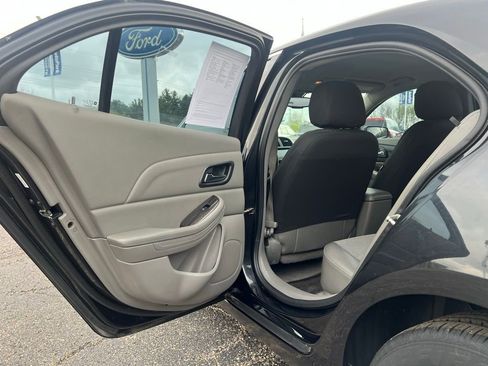 Used 2015 Chevrolet Malibu LT image 30