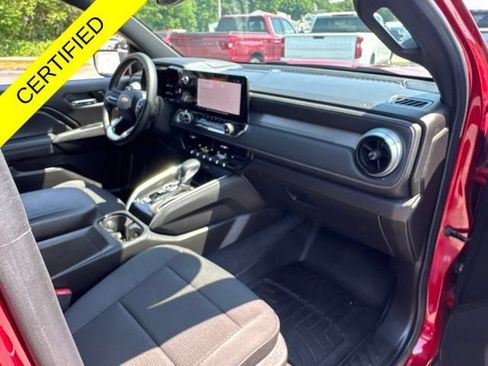 Used 2024 Chevrolet Colorado LT w/ LT Convenience Package II AWD/4WD image 24