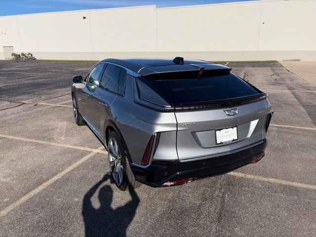 Used 2026 Cadillac Lyriq Signature Luxury w/ Nappa Leather Package AWD/4WD image 4