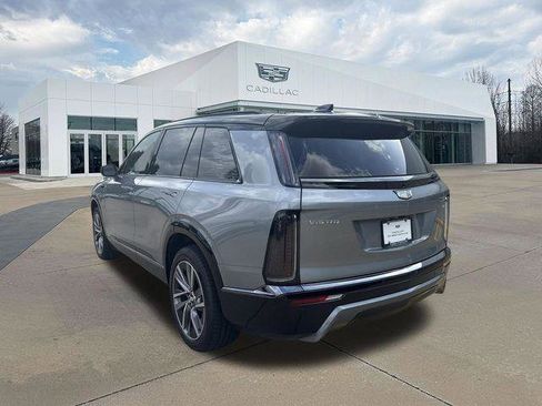 New 2026 Cadillac Vistiq Sport w/ LPO, Floor Liner Package image 5