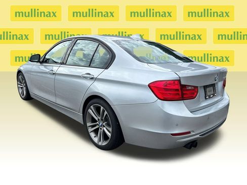 Used 2012 BMW 328i Sedan RWD image 3