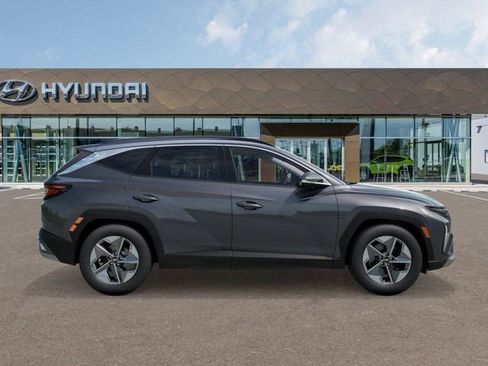 New 2026 Hyundai Tucson SEL image 8