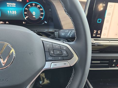 New 2026 Volkswagen Atlas SE image 16