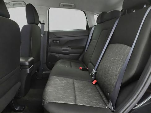 Used 2021 Mitsubishi Outlander Sport LE FWD image 17
