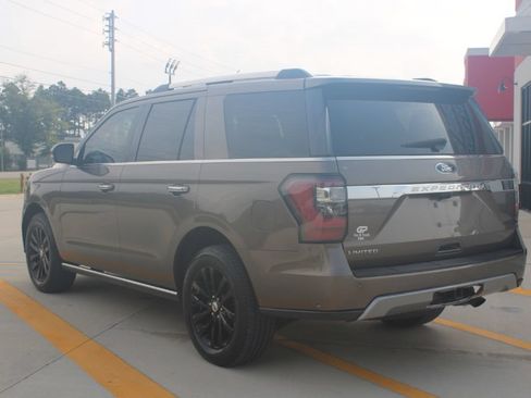 Used 2019 Ford Expedition Limited w/ Equipment Group 301A RWD image 5