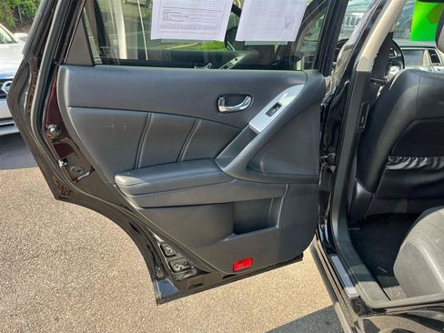 Used 2014 Nissan Murano SL w/ Navigation Package AWD/4WD image 16